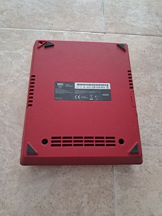 Wii mini roja + mando y cables