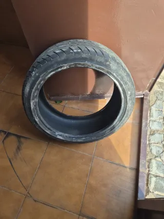 Cubiertas de coche 225 40 r18 solo 2 cubiertas