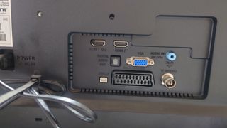 TV LED 22" PHILIPS FULL HD (DVB)