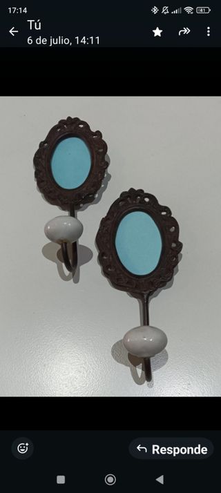 Perchas de varios modelos