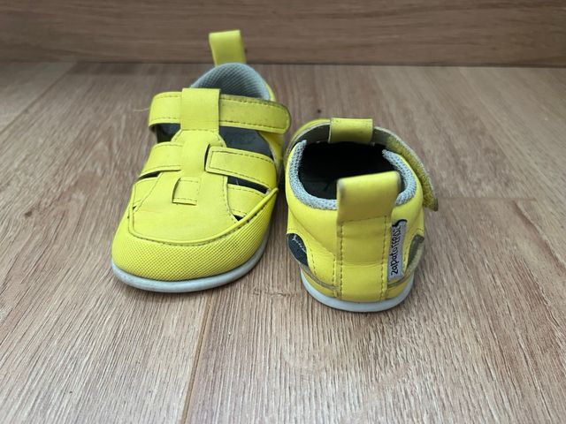 Sandalia Zapato feroz M