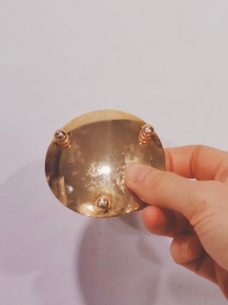 Antiguo plato latón miniatura Toledo pintado mano