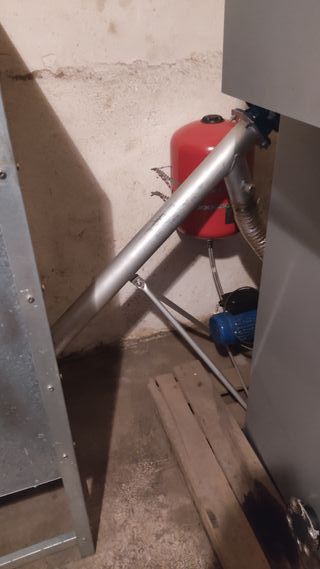 CALDERA DI RISCALDAMENTO A BIOMASSA