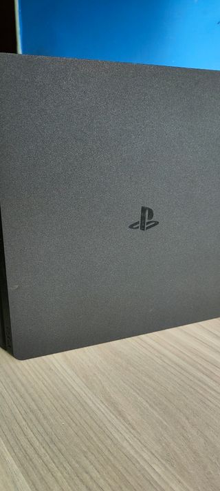 PlayStation 4 1TB