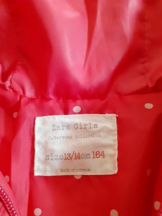 Piumino bambina con cappuccio Zara