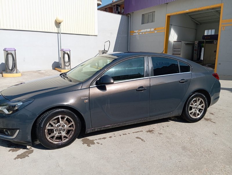 Opel Insignia 2014 - foto 1