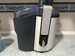 Licuadora Philips 700w