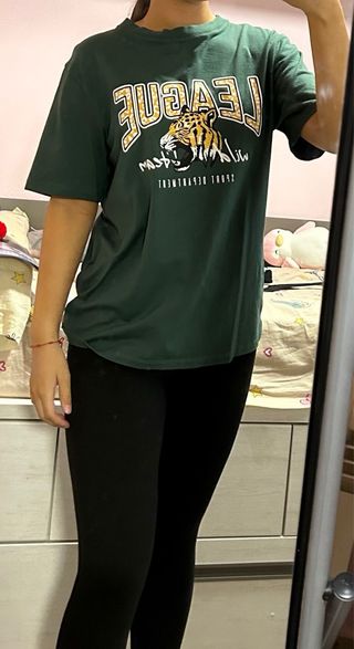 Camiseta ancha de manga corta