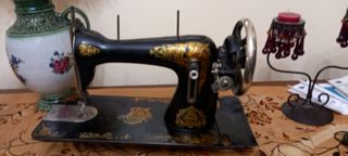 Máquina coser antigua