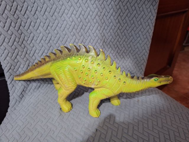 Dinozaurios  juguetes