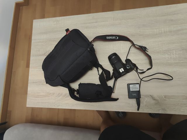 CAMARA CANON EOS 600D..