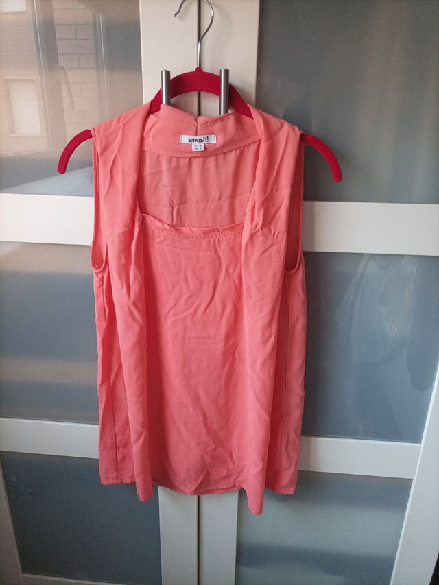 Camiseta fluida  sin mangas