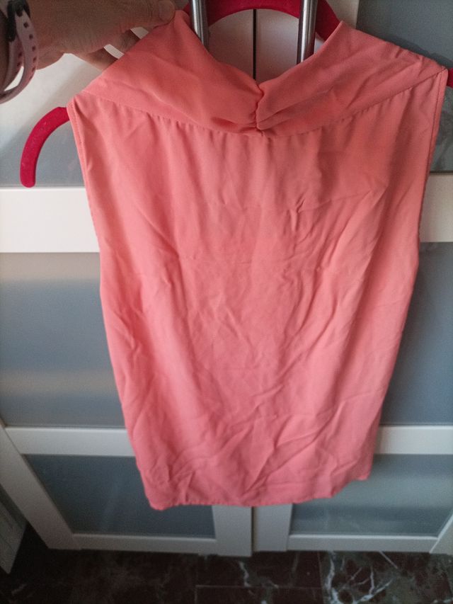 Camiseta fluida  sin mangas