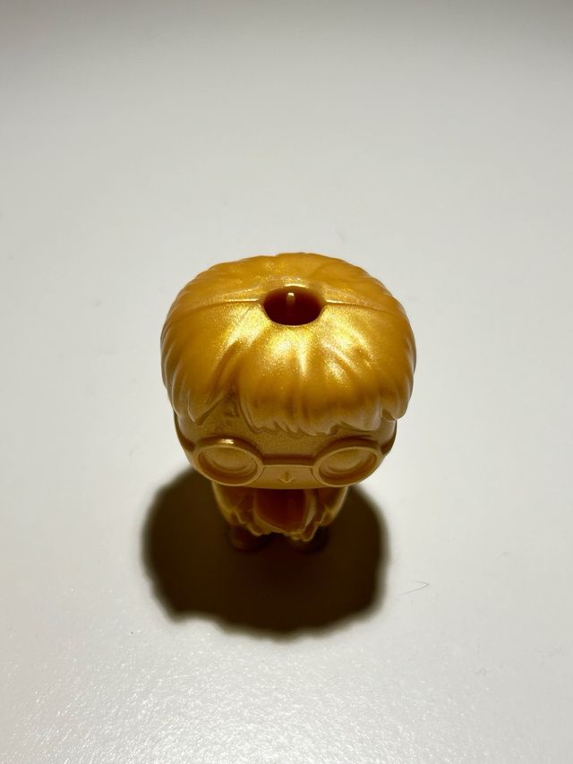 Mini funko harry potter dorado