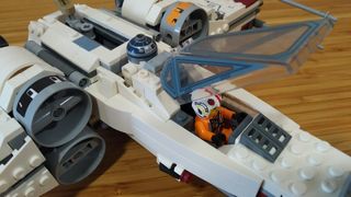 LEGO Star Wars ALA X