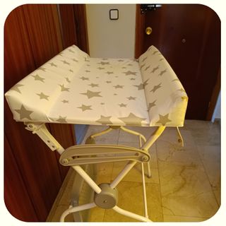 Bañera de bebe, con cambiador