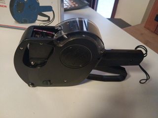 Maquina de etiquetar