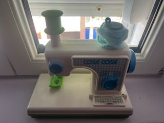 Maquina de coser cose cose