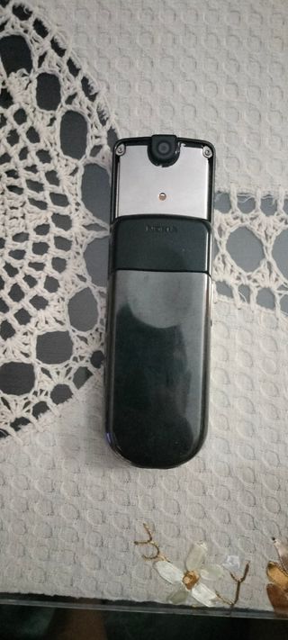 Teléfono Nokia 8800