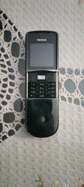 Teléfono Nokia 8800