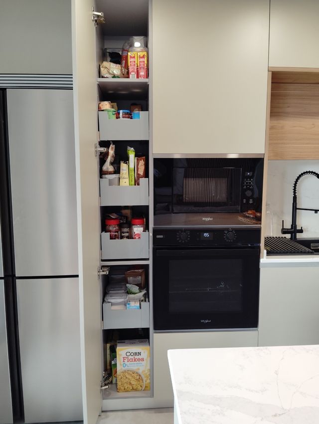 MUEBLES DE COCINA A MEDIDA