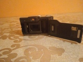 Cámara de fotos de carrete konica Z ap 6