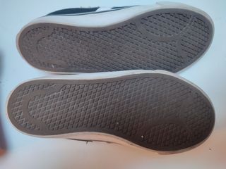 Zapatillas Converse bajas. Talla 35