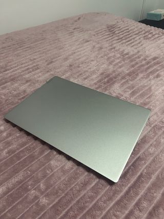 Lenovo Ideapad 330S-15 AMD Ryzen 3, 4 GB, 128 GB