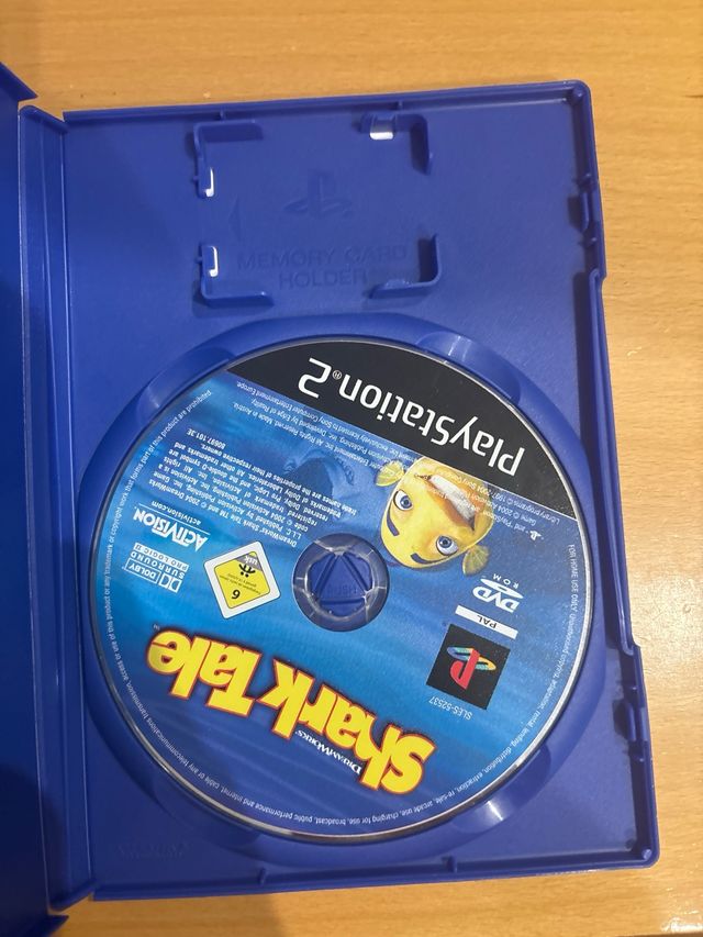 El espantatiburones play 2