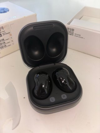 samsung galaxy buds live