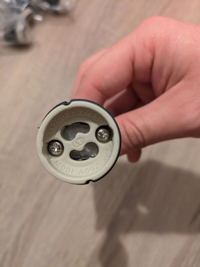 Portalámparas / Casquillos GU10 calidad superior