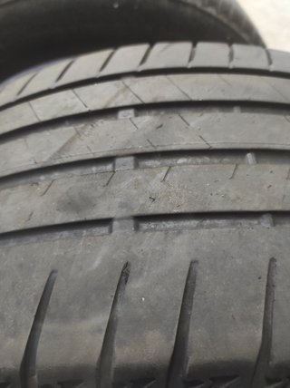 225/45/18