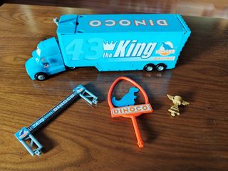 Camión Dinoco de la peli Cars