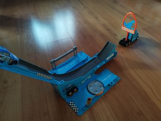 Camión Dinoco de la peli Cars