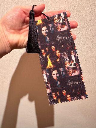 Punto de libros Cronicas vampiricas negro