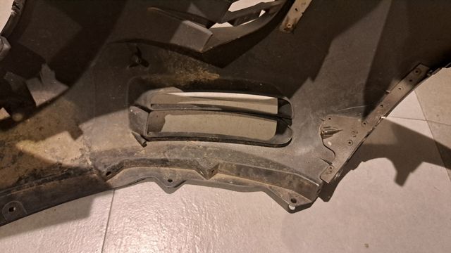 Parachoques delantero peugeot 4007