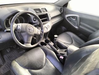 TOYOTA RAV4 para despiece.