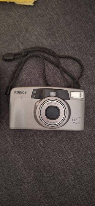 Cámara analógica Konica Z Up 110 Super