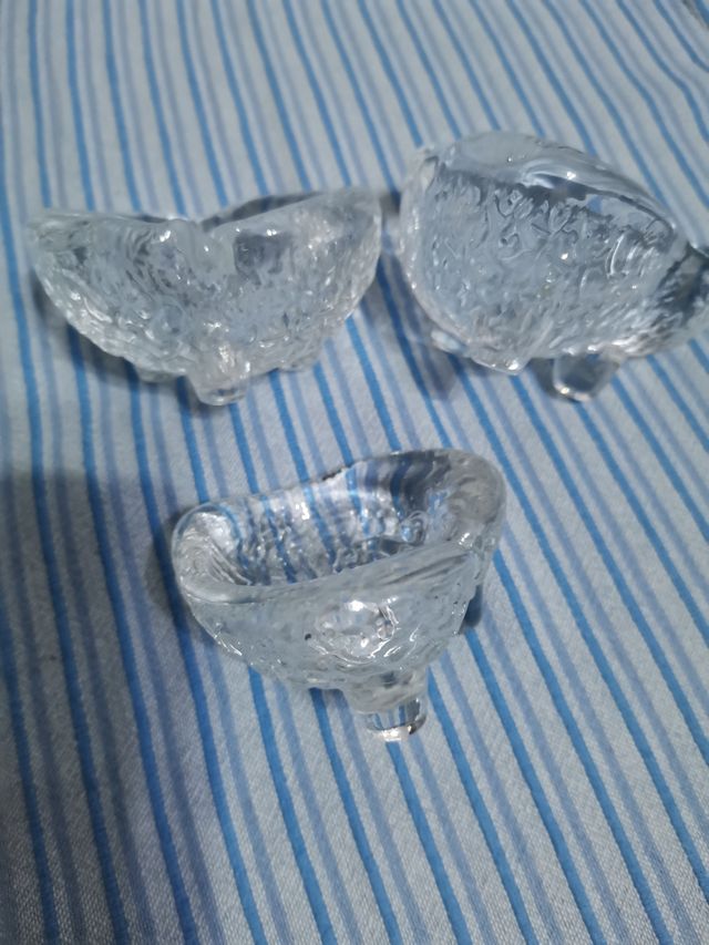Cuencos de cristal para aperitivos