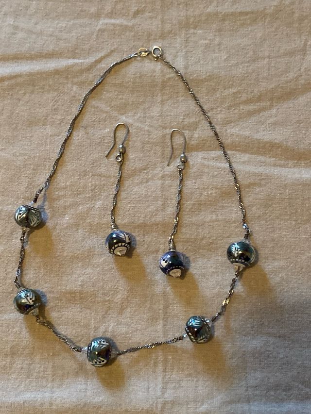 Collana e orecchini in argento