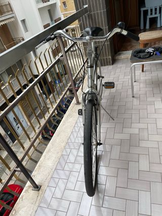 Ricicletta originale in alluminio riciclato.