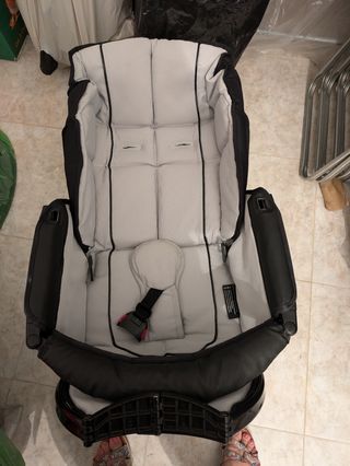 Coche con cuco y silla