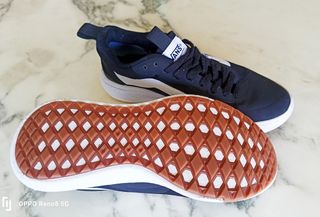 ZAPATILLAS VANS UNTRARANE Nº 35
