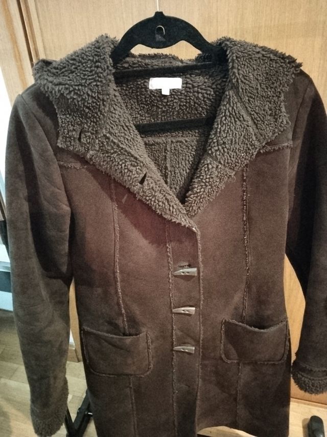 Abrigo borrego marrón