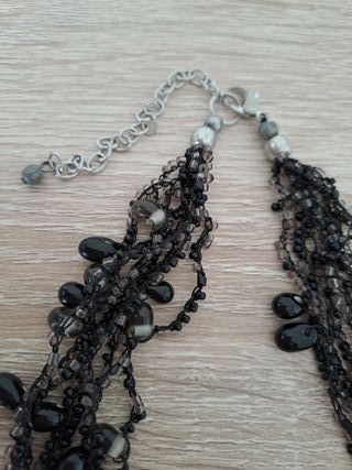 Collar de cuentas nuevo