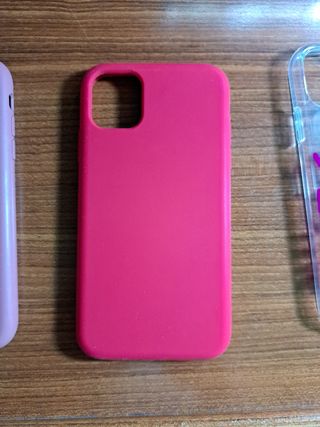 5 Fundas iPhone 11 x15€ !!