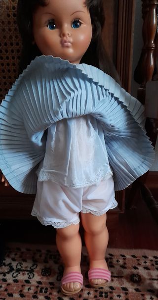 Muñeca francesa Bella