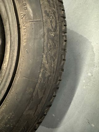 Rueda Mercedes con neumático Michelin Pilot HX