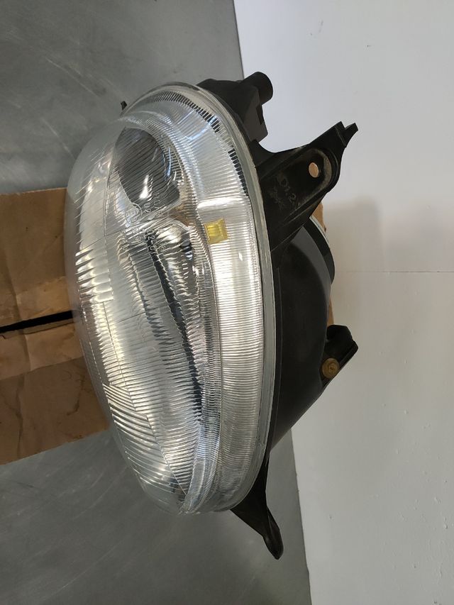 🟢FARO DERECHO OPEL CORSA '93-