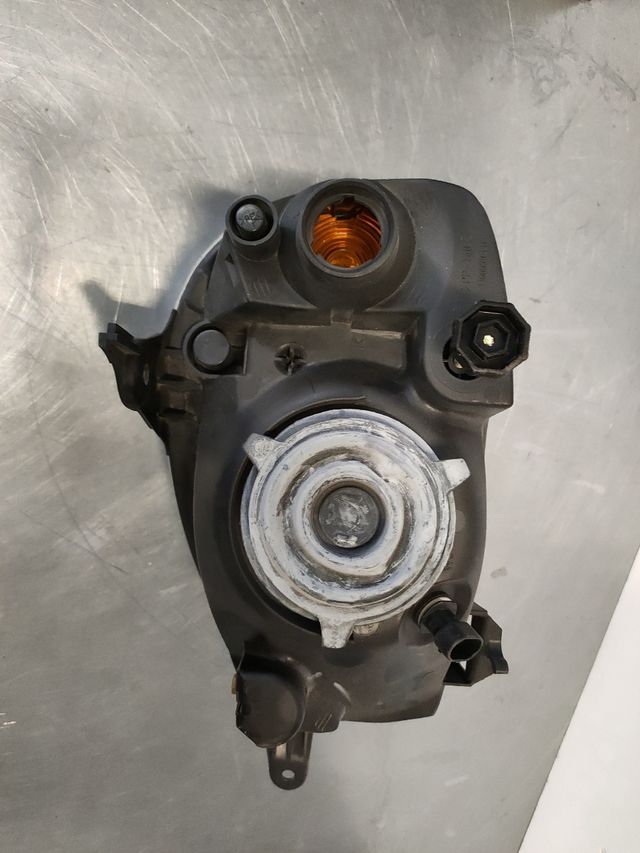 🟢FARO DERECHO OPEL CORSA '93-